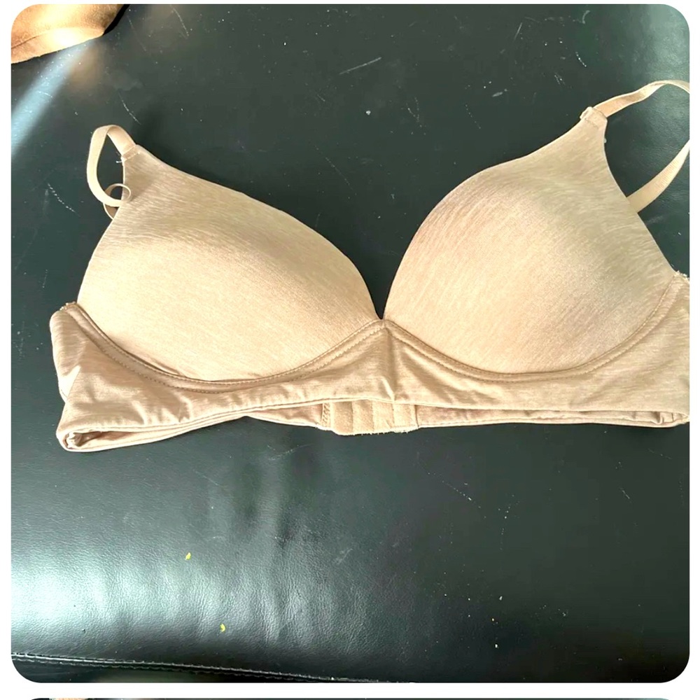C&California Bra 38 C beige light padding!